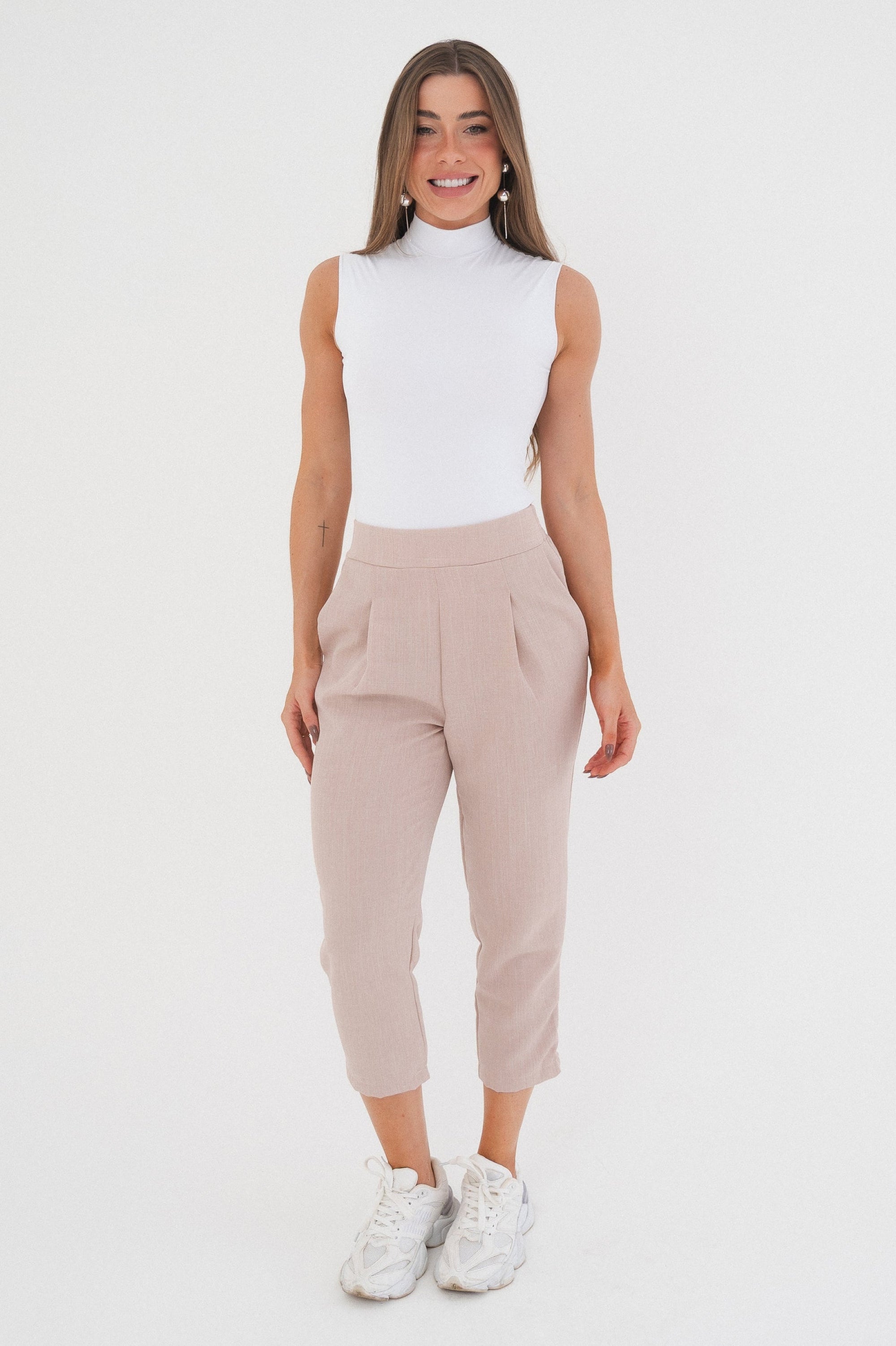 Calça Carrot Capri
