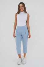 Calça Carrot Capri