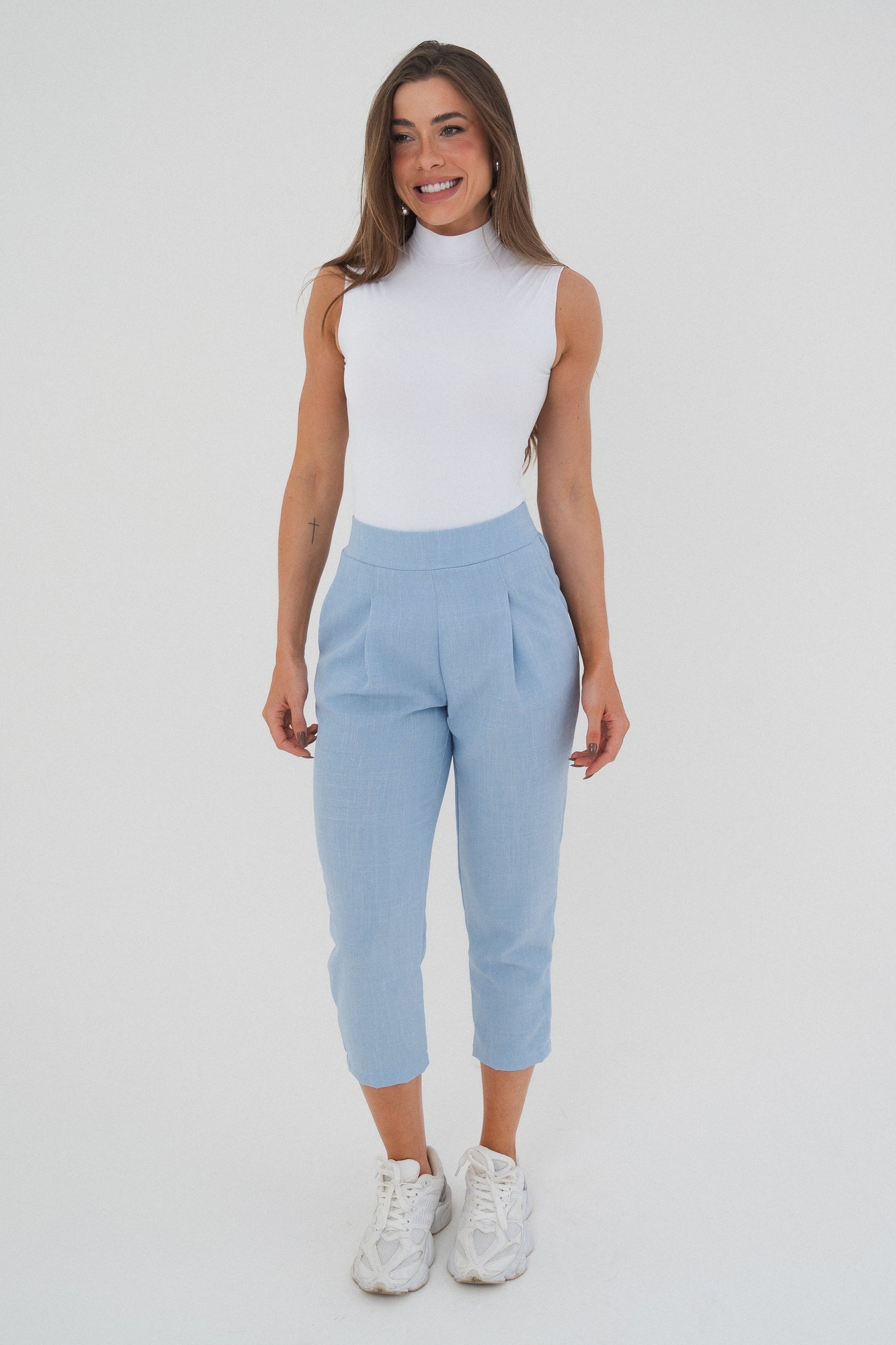 Calça Carrot Capri