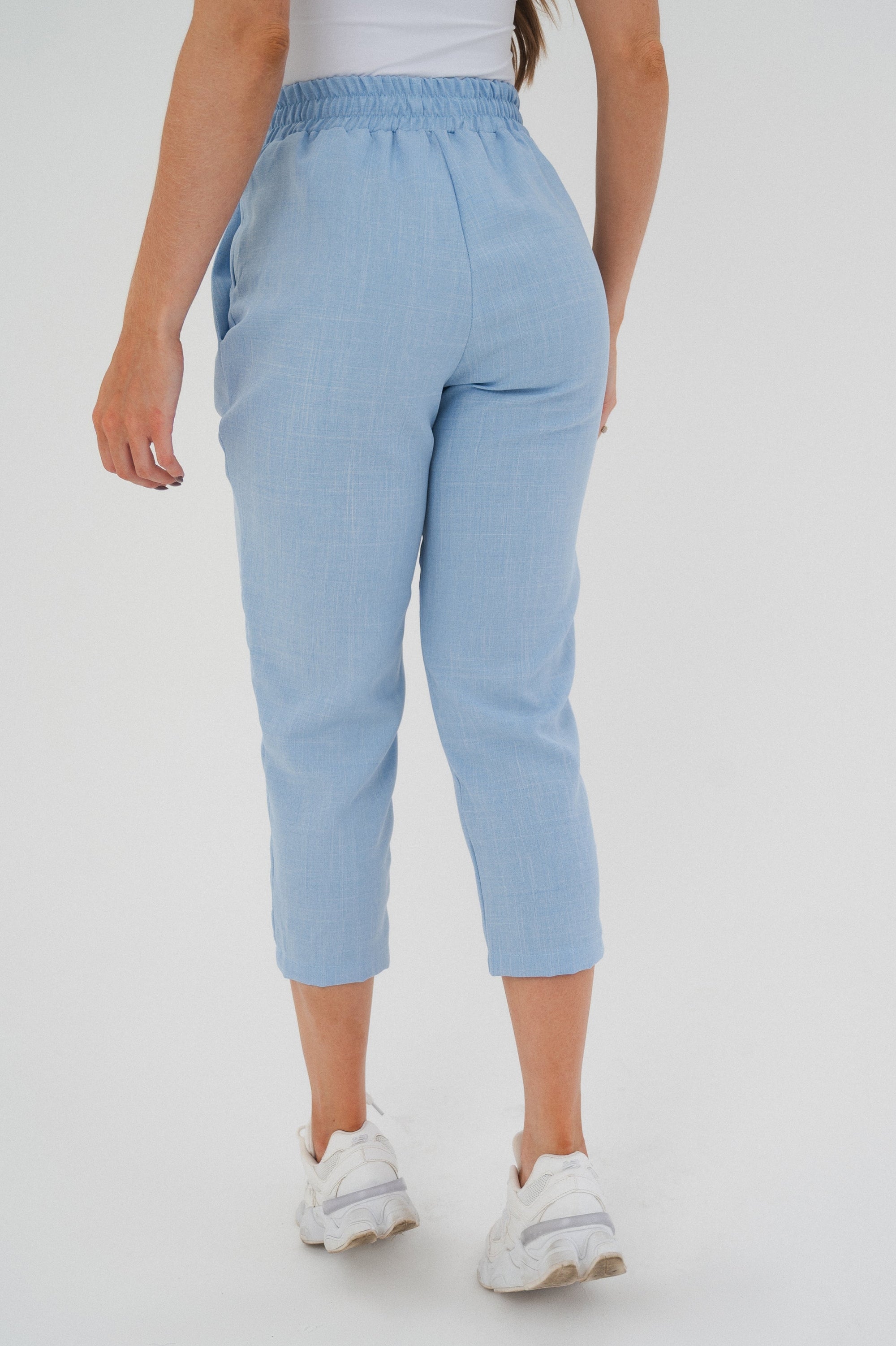 Calça Carrot Capri