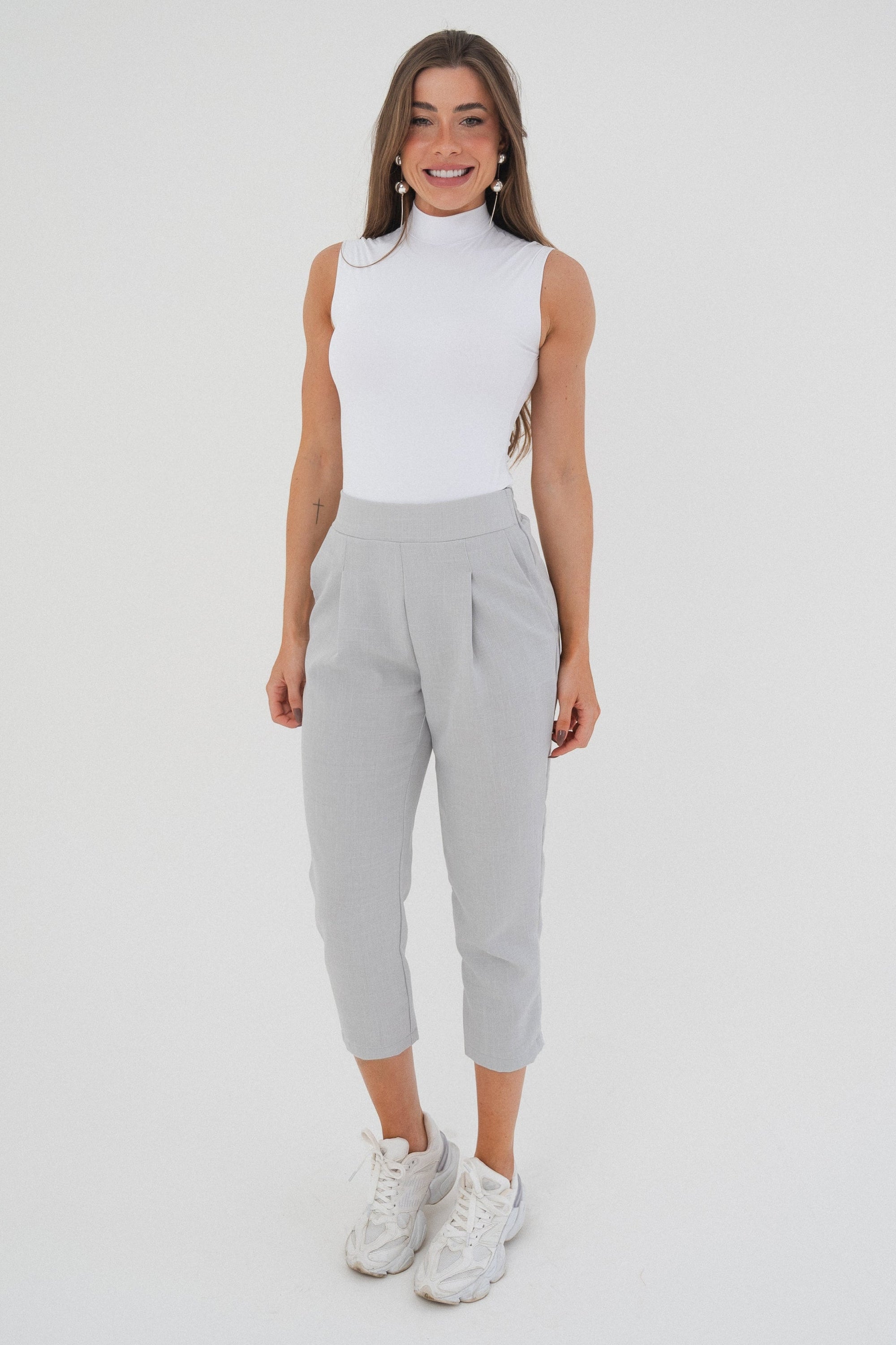 Calça Carrot Capri