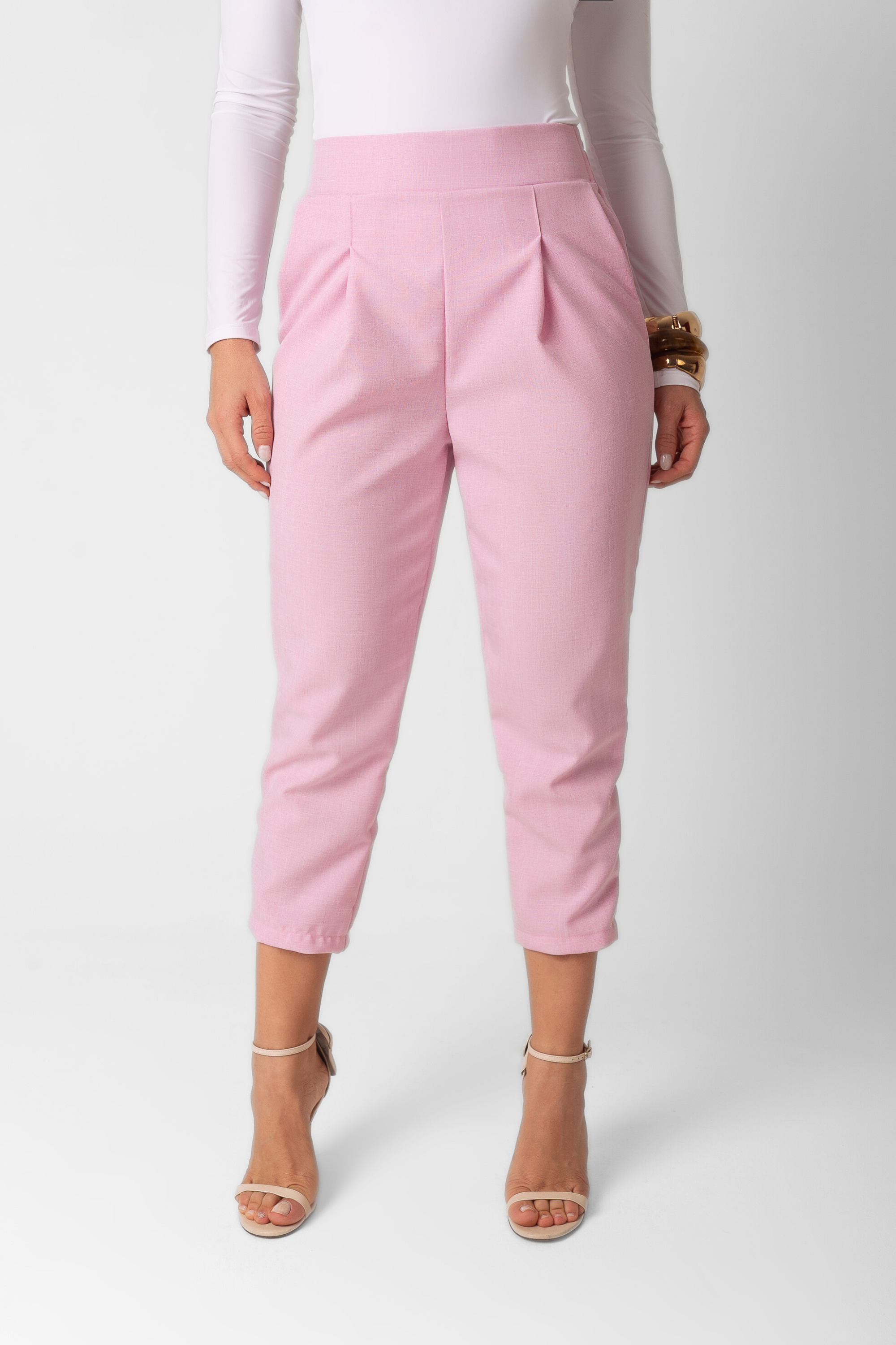 Calça Carrot Capri