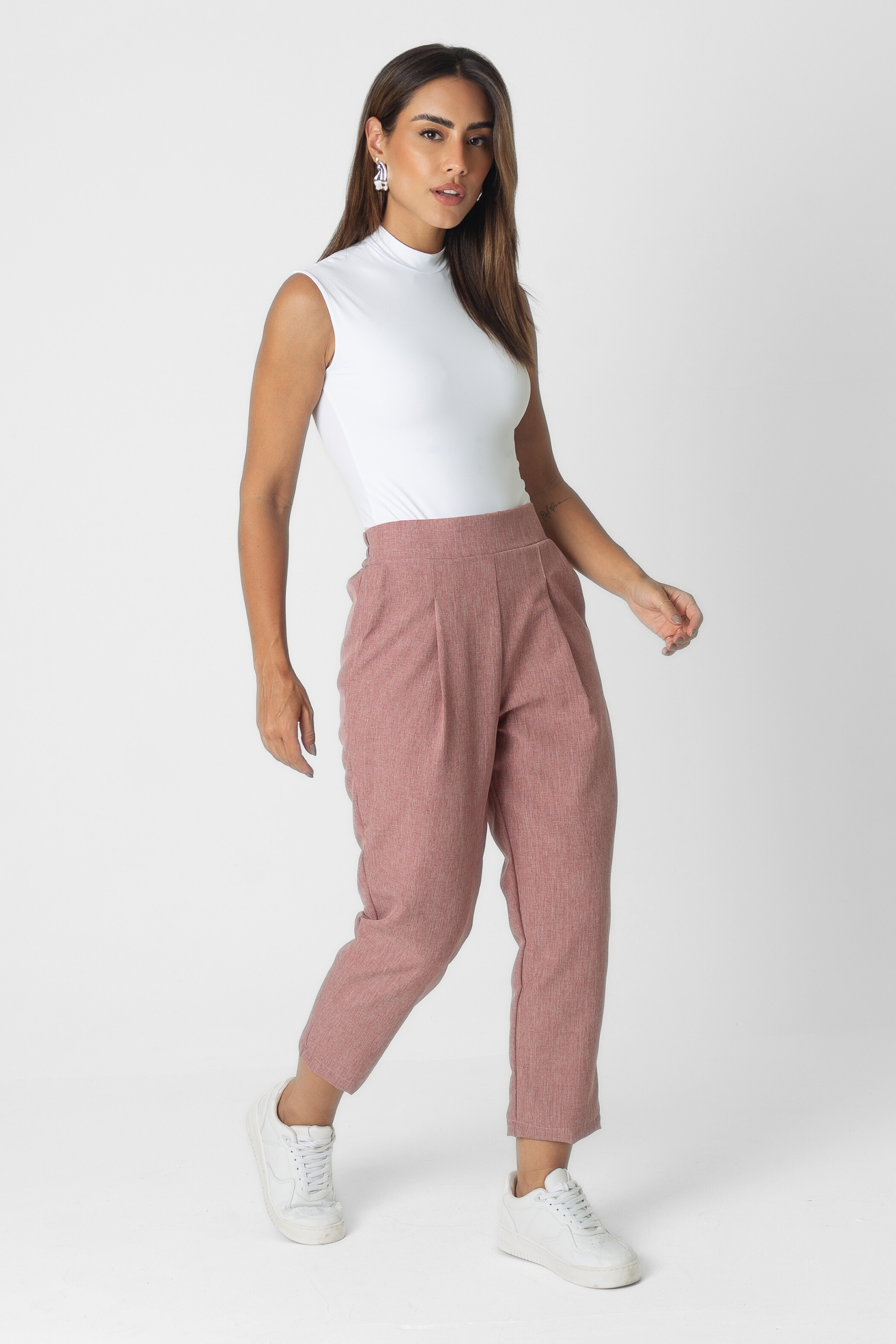 Calça Carrot Capri