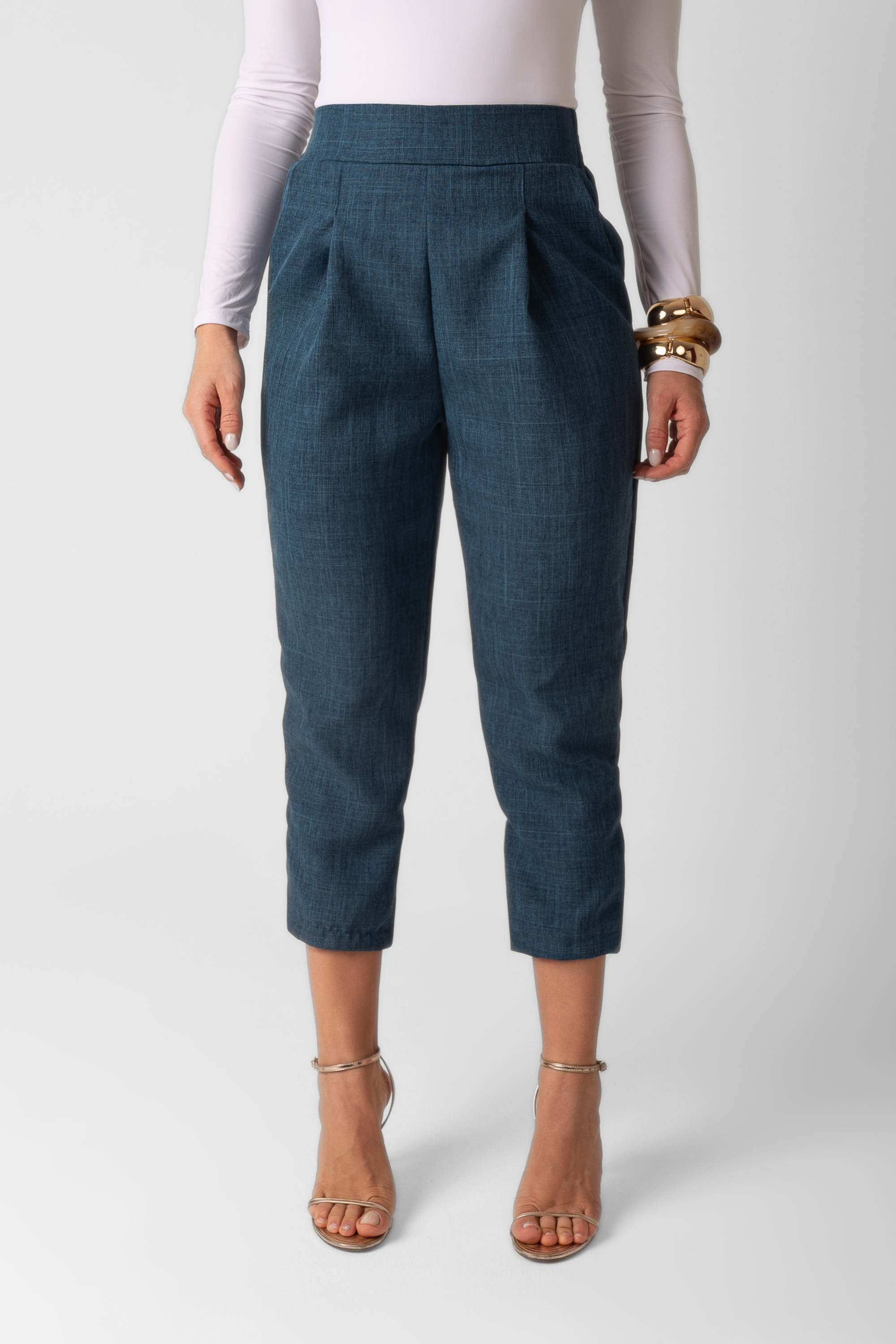 Calça Carrot Capri