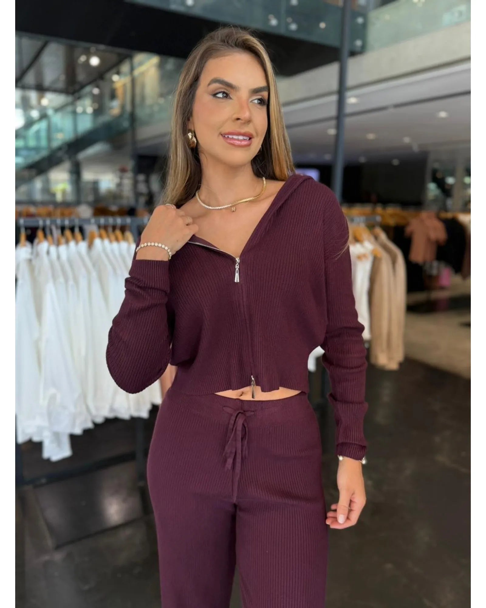Conjunto Modal Pantalona e Jaqueta Zíper