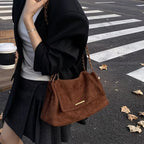 Bolsa Feminina Tiracolo em Suede Sintético Estilo Camurça Maya