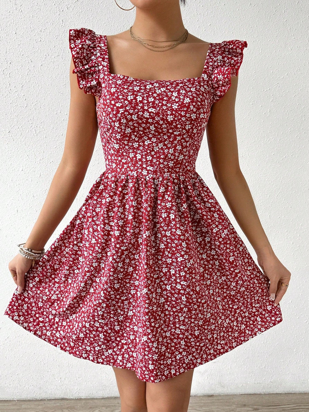 Vestido com Estampa Aleatória e Manga Curta para Férias