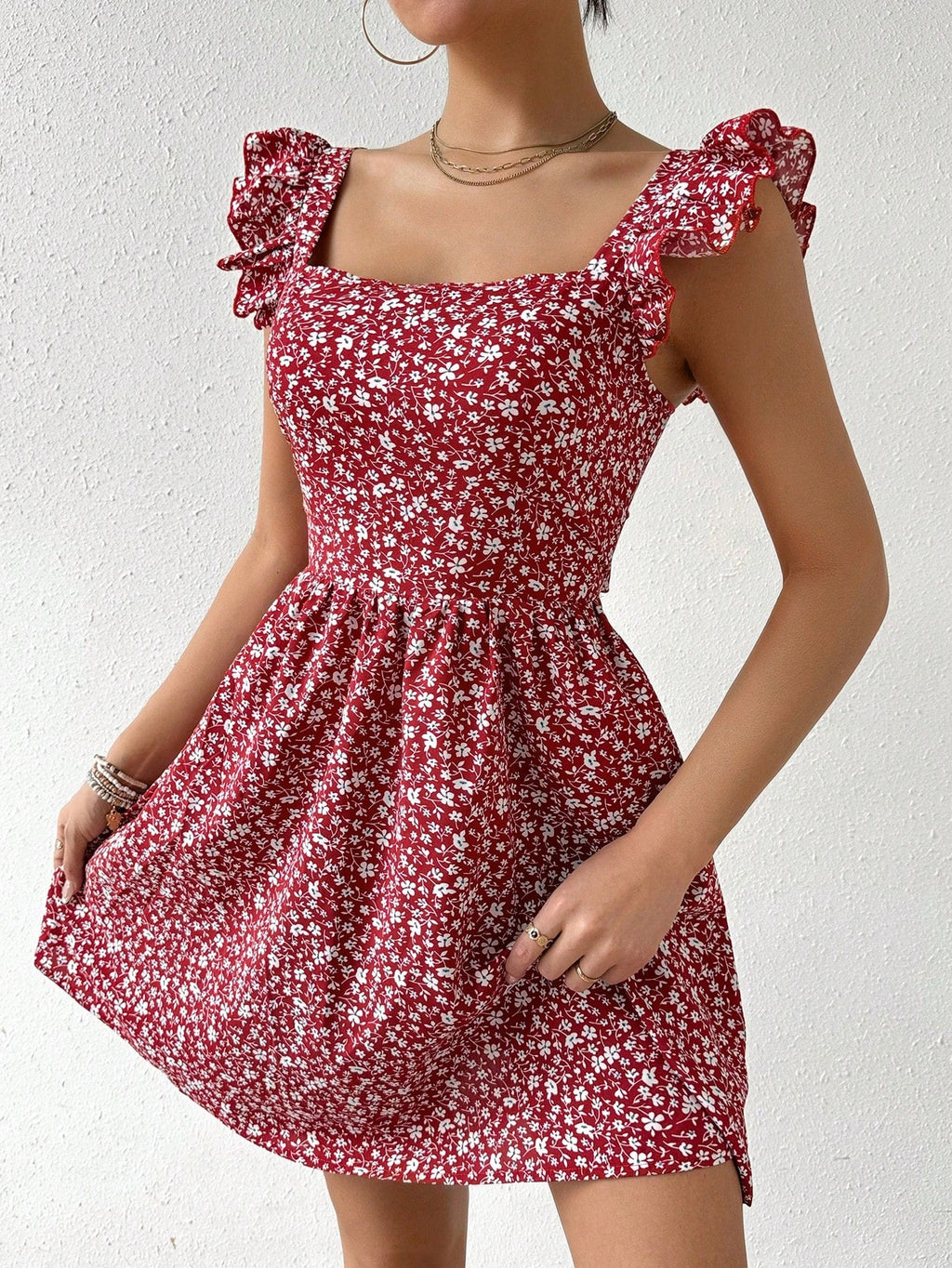 Vestido com Estampa Aleatória e Manga Curta para Férias