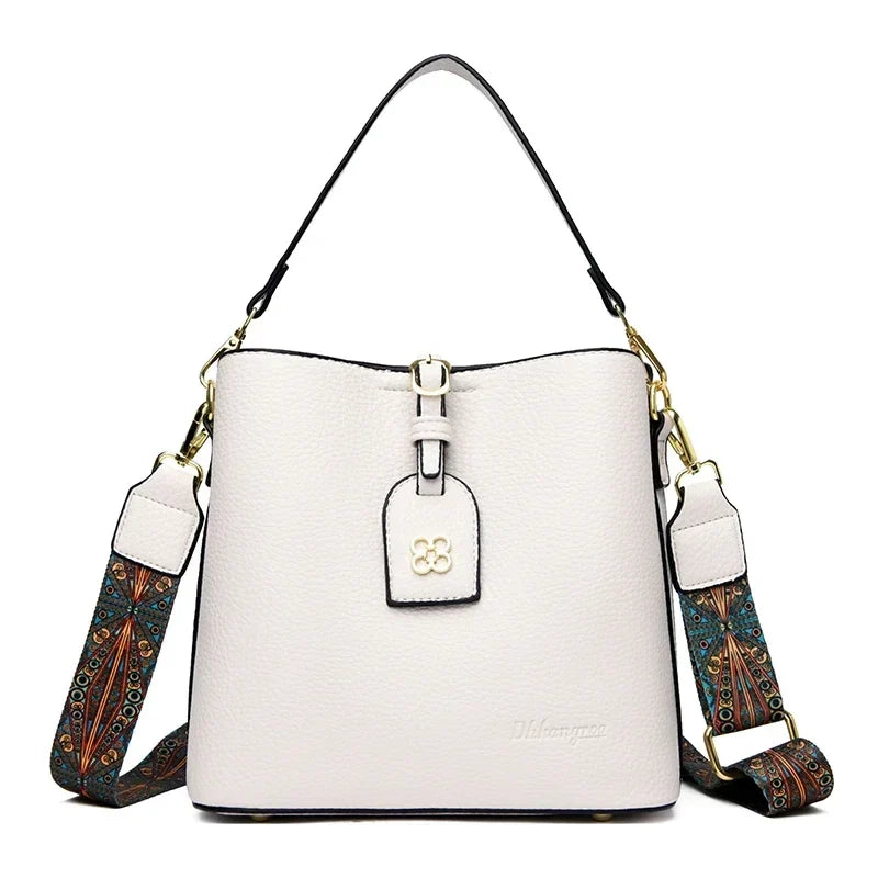 Bolsa Feminina Tiracolo Paola